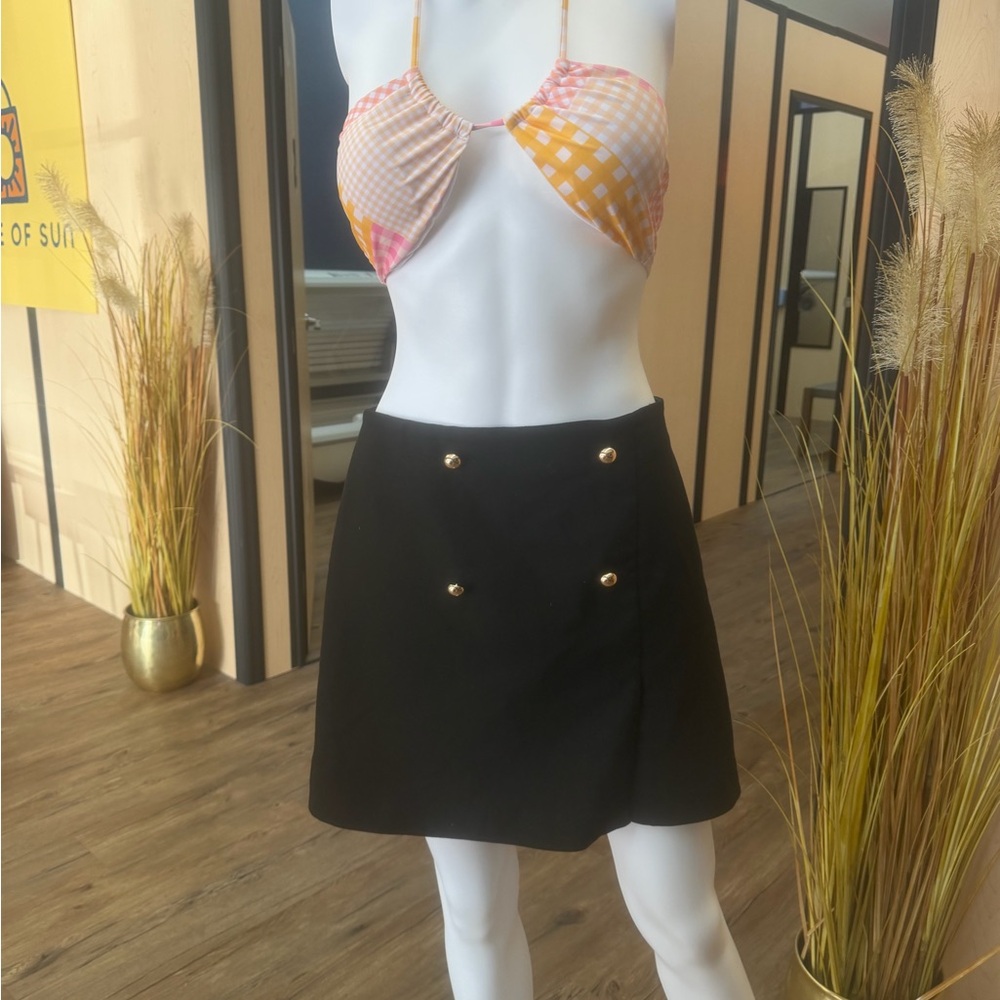 H&M Elegant Black Skirt with Gold Button Accents